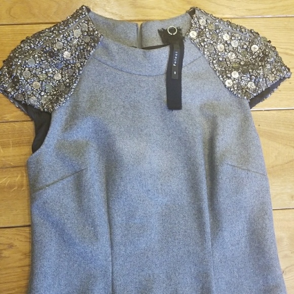 Dress - Picture 2 of 8